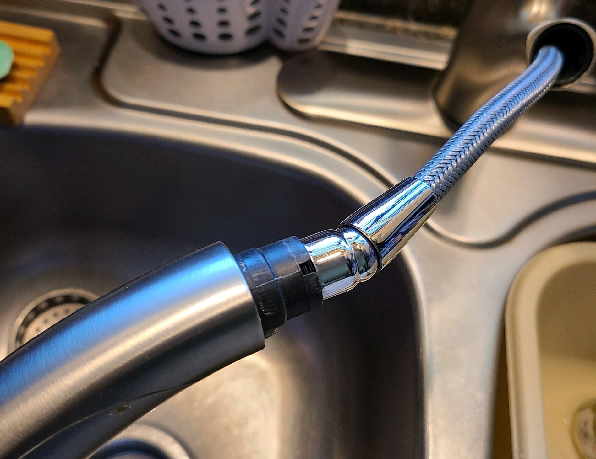 Moen Replacement Pull Out Hose 159560 for Brantford Brecklyn Marbrook