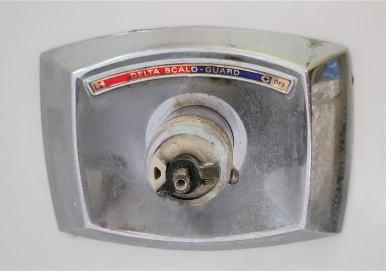 Chrome Plated Rebuild Kit for Delta Scald Guard Faucet Noel's